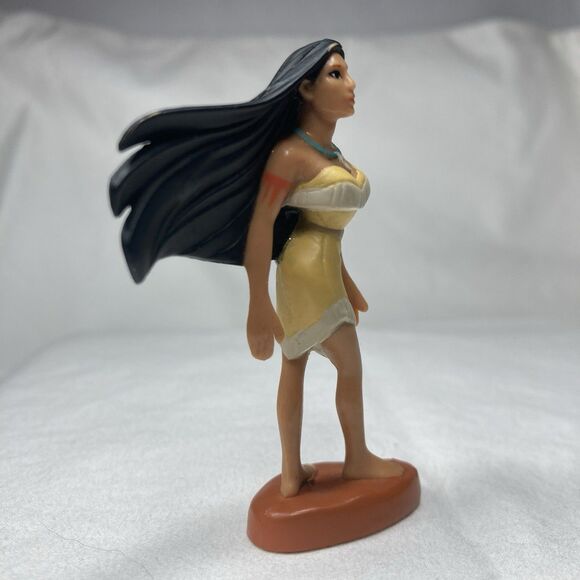 Disney Princess Pocahontas 3" Tall PVC Figurine Toy/Topper on base Collectable - Picture 6 of 8